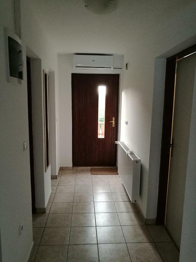 Apartment Manda Rakovica Luaran gambar